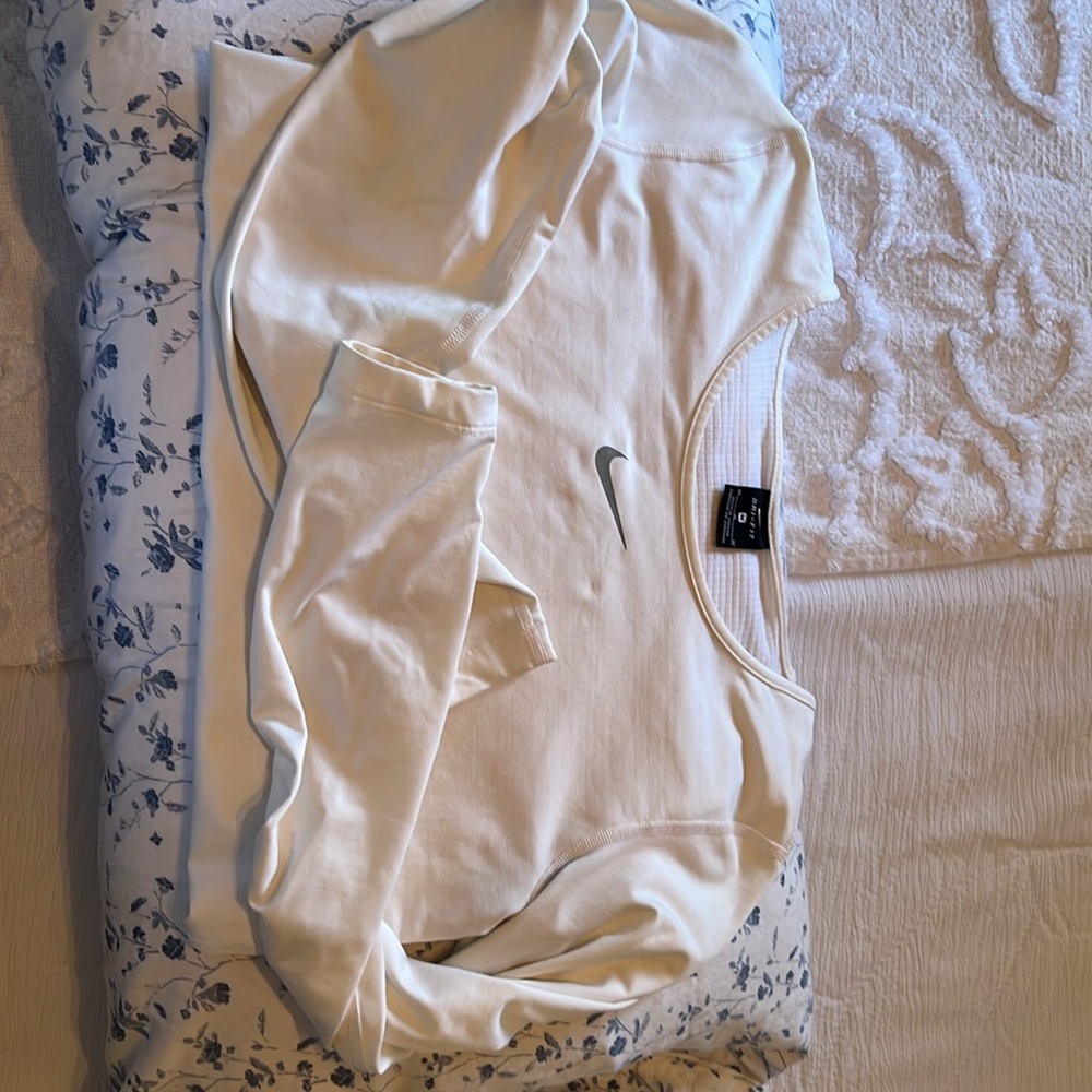 Nike Dry fit Long Sleeve